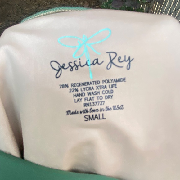 💚 Jessica Rey Green Swim Shorts – Size Small – $18  - Picture 3 of 3